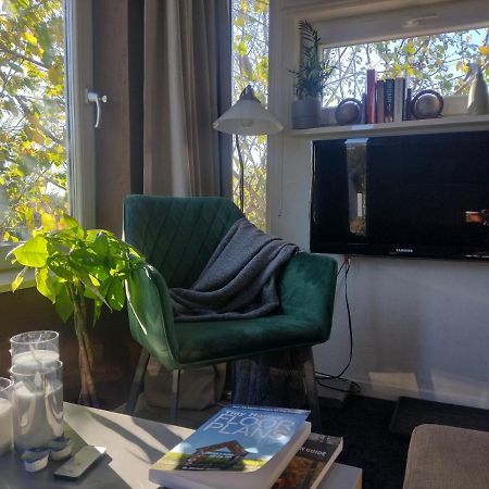 Tuinhuisje In Het Groen Almere Esterno foto